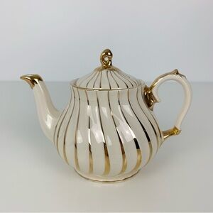 Sadler Teapot Single Tea for One Gold Ivory White Swirl England Vtg Old Money
